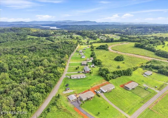 3rd image of 1301 Lewis Hall Rd, White Pine, TN 37890 | MLS# 1352610