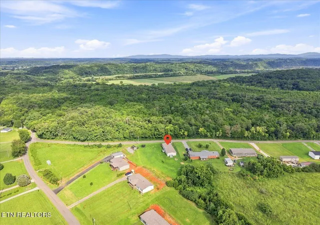 4th image of 1301 Lewis Hall Rd, White Pine, TN 37890 | MLS# 1352610