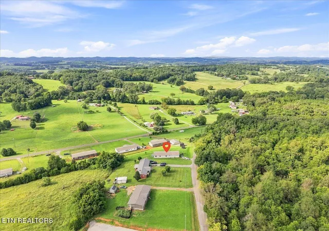 5th image of 1301 Lewis Hall Rd, White Pine, TN 37890 | MLS# 1352610
