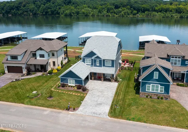 Photo 1 of Single family home for sale at 555 Charleston Lgt, Loudon, TN 37774 | MLS# 1352759 | Listing updated on 2026-10-30