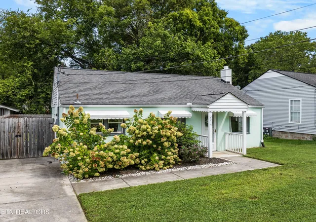 4th image of 2515 Seymour Ave, Knoxville, TN 37917 | MLS# 1352640