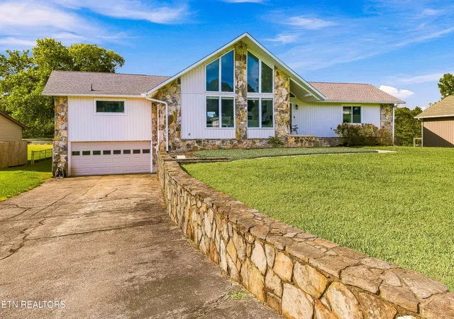 4th image of 382 Edgelake Dr, Kingston, TN 37763 | MLS# 1352616