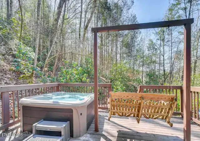 3rd image of 108 Province Dr, Townsend, TN 37882 | MLS# 1352657