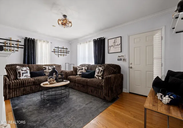 Photo 3 of Single family home for sale at 5225 State Line Rd, Chattanooga, TN 37412 | MLS# 1353536 | Listing updated on 2026-09-17