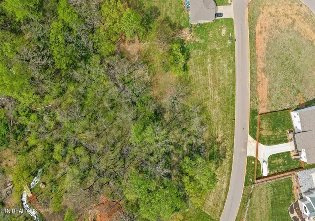 Photo 3 of Sale Pending at 623 Farm Of The Smokies Wy, Maryville, TN 37804 | MLS# 1352638 | Listing updated on 2026-09-21