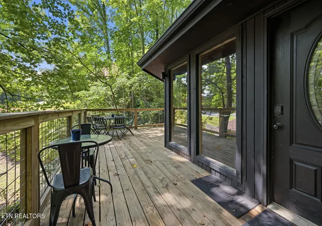 Photo 1 of Single family home for sale at 707 Maple Ct, Gatlinburg, TN 37738 | MLS# 1352876 | Listing updated on 2026-10-07
