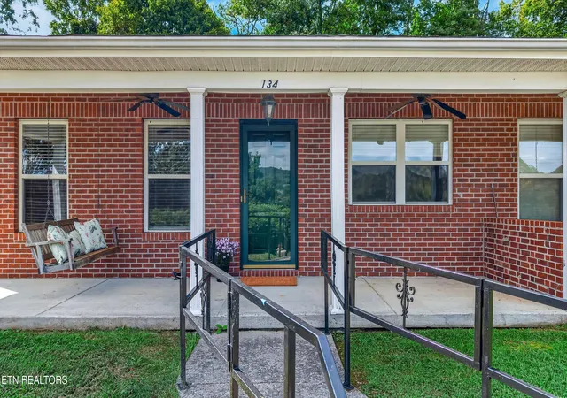 Photo 3 of Condo for sale at 134 Hackberry Wy, Dandridge, TN 37725 | MLS# 1352672 | Listing updated on 2026-10-06