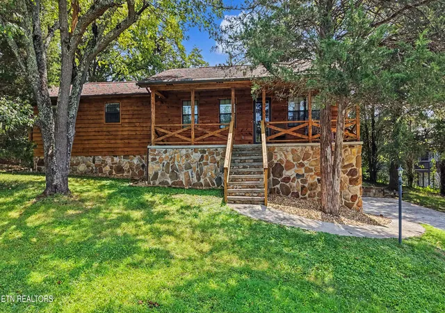 2nd image of 114 Lydia Ln, Maryville, TN 37804 | MLS# 1352668
