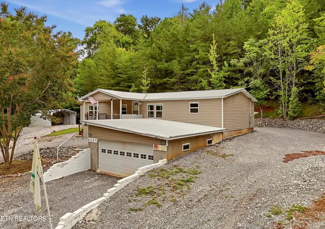 1st image of 4287 Cub Dr, Louisville, TN 37777 | MLS# 1352669
