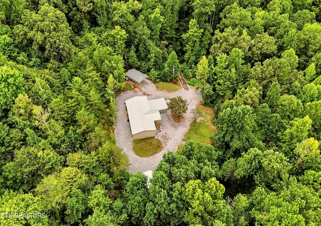 3rd image of 4287 Cub Dr, Louisville, TN 37777 | MLS# 1352669