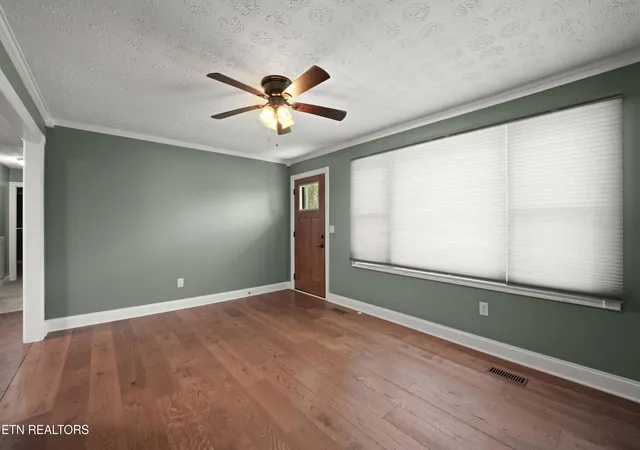 Photo 3 of Single family home for sale at 43 Sharon Dr, Crossville, TN 38555 | MLS# 1352832 | Listing updated on 2026-08-23