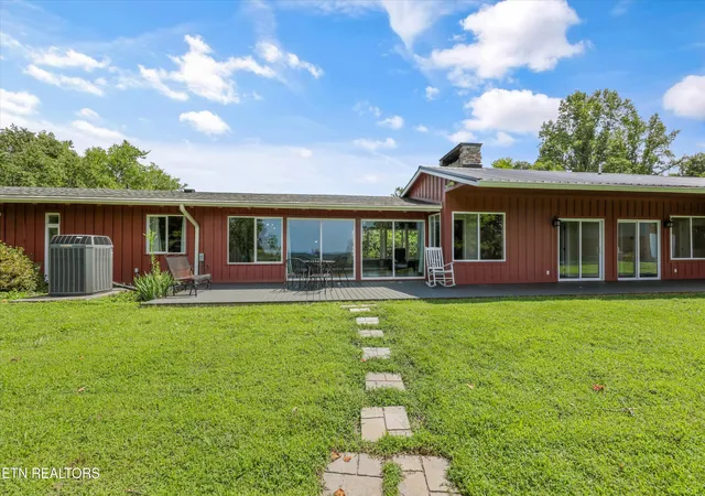 Photo 1 of Sale Pending at 2902 Lovingood Wy, Maryville, TN 37801 | MLS# 1352879 | Listing updated on 2026-09-09