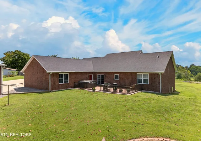 Photo 3 of Sale Pending at 408 Haynes Road, Dandridge, TN 37725 | MLS# 1353429 | Listing updated on 2026-09-09