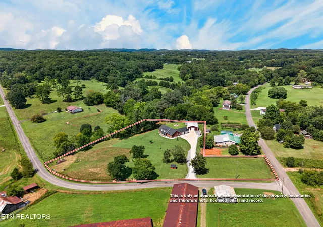 Photo 3 of Sale Pending at 408 Haynes Road, Dandridge, TN 37725 | MLS# 1353429 | Listing updated on 2026-09-09