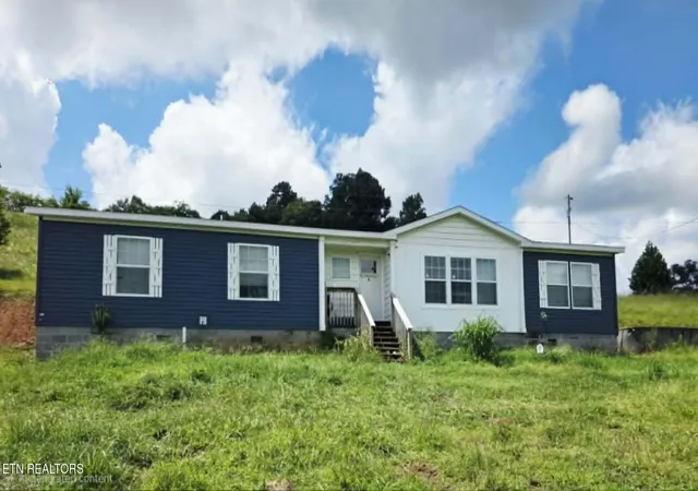 Photo 1 of Single family home for sale at 1895 Fords Chapel Rd, New Tazewell, TN 37825 | MLS# 1352727 | Listing updated on 2026-09-23