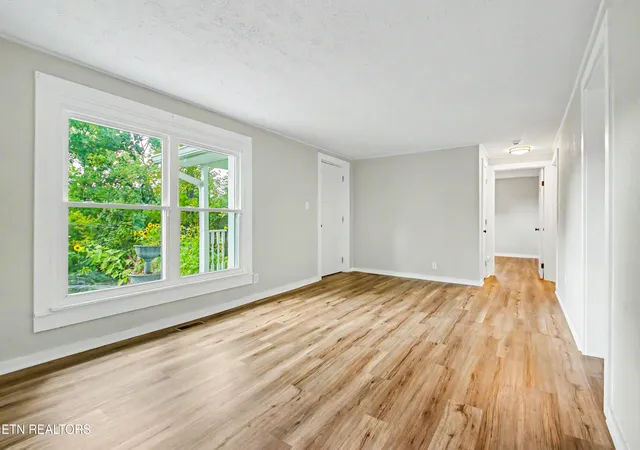 3rd image of 207 Bethel Rd, Clinton, TN 37716 | MLS# 1352728
