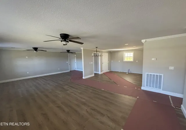 Photo 3 of Single family home for sale at 134 Vista Dr, New Tazewell, TN 37825 | MLS# 1352745 | Listing updated on 2026-08-22