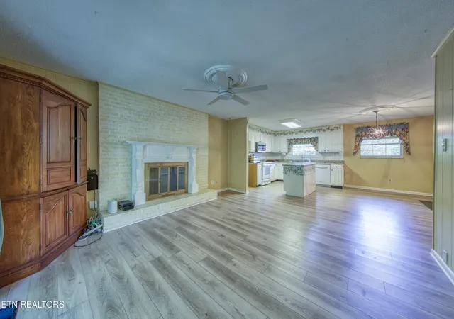 Photo 3 of Single family home for sale at 4308 Larigo Dr, Knoxville, TN 37914 | MLS# 1353095 | Listing updated on 2026-09-14