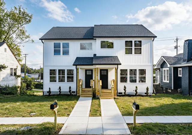 1st image of 2350 Parkview Ave, Knoxville, TN 37917 | MLS# 1352816