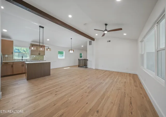 Photo 4 of Sale Pending at 2314 Martel Rd, Lenoir City, TN 37772 | MLS# 1352813 | Listing updated on 2026-09-06