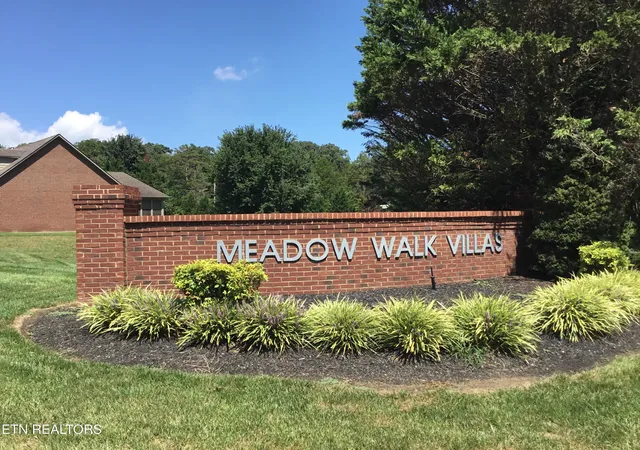 2nd image of 1164 Meadow Walk Ln, Lenoir City, TN 37772 | MLS# 1352841