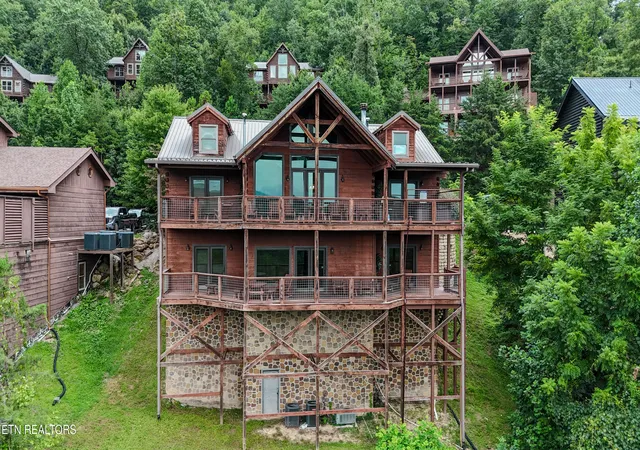 26th image of 1959 Blackthorn Tr, Sevierville, TN 37876 | MLS# 1352863
