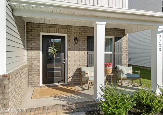 Photo 3 of Sale Pending at 2733 Farmhouse Dr, Maryville, TN 37803 | MLS# 1352845 | Listing updated on 2026-08-27