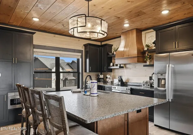 Photo 2 of Single family home for sale at 1320 Wildhorse Ridge Wy, Sevierville, TN 37862 | MLS# 1353020 | Listing updated on 2026-09-12