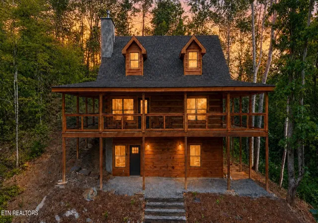 2nd image of 2171 Bause Watson Ln, Gatlinburg, TN 37738 | MLS# 1352864