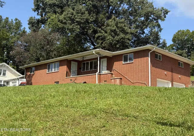 14th image of 3509 Garden Dr, Knoxville, TN 37918 | MLS# 1352861