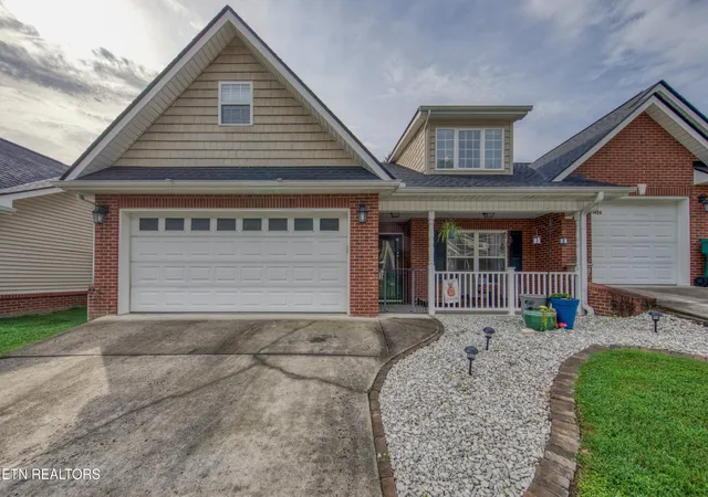 Photo 1 of Condo for sale at 1418 Hazelgreen Wy, Knoxville, TN 37912 | MLS# 1353477 | Listing updated on 2026-08-28