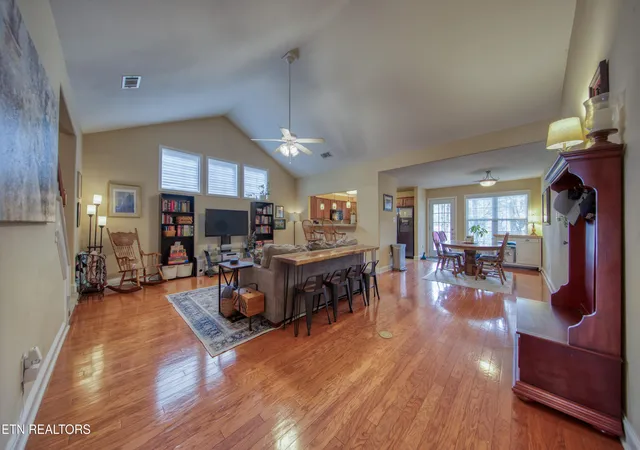 Photo 3 of Condo for sale at 1418 Hazelgreen Wy, Knoxville, TN 37912 | MLS# 1353477 | Listing updated on 2026-08-28