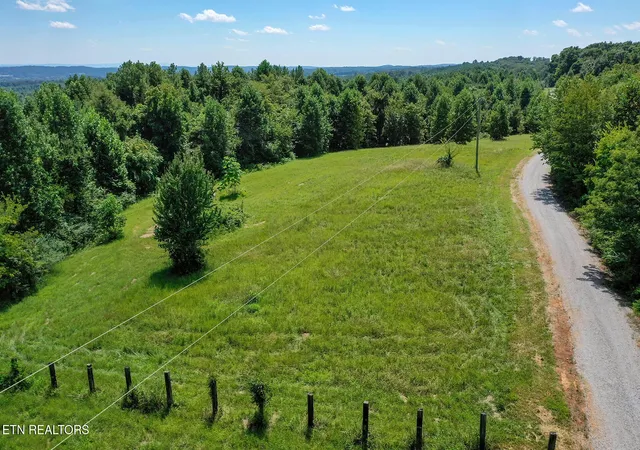 Photo 2 of Sale Pending at Tract 9 Flatwoods Rd, Sweetwater, TN 37874 | MLS# 1352891 | Listing updated on 2026-09-02