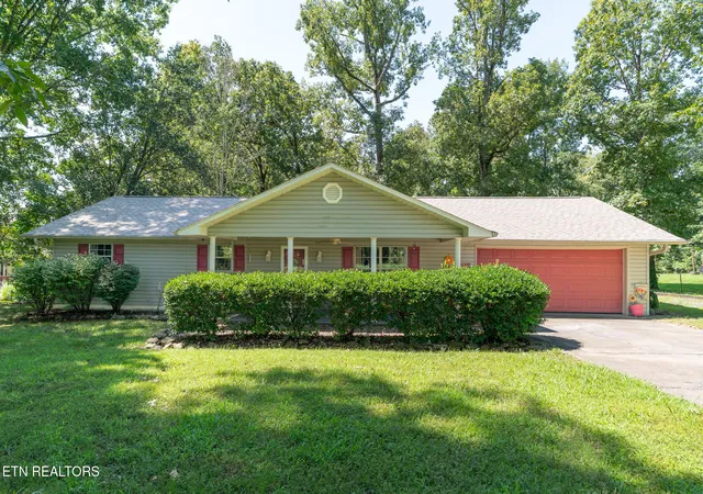 Photo 1 of Sale Pending at 945 Circle Dr, Seymour, TN 37865 | MLS# 1353038 | Listing updated on 2026-08-30