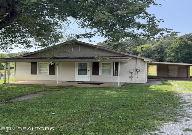 Photo 2 of Single family home for sale at 807 New Clear Branch Rd, Rocky Top, TN 37769 | MLS# 1353055 | Listing updated on 2026-08-31