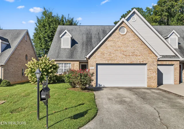 Photo 1 of Single family home for sale at 3425 Laurel View Rd, Knoxville, TN 37917 | MLS# 1353120 | Listing updated on 2026-09-18