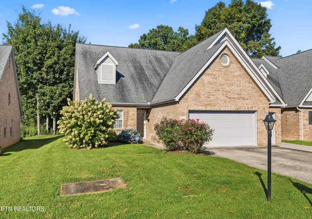 Photo 2 of Single family home for sale at 3425 Laurel View Rd, Knoxville, TN 37917 | MLS# 1353120 | Listing updated on 2026-09-18