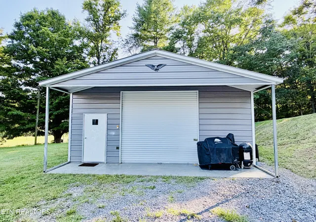 Photo 3 of Single family home for sale at 199 County Road 190, Decatur, TN 37322 | MLS# 1352951 | Listing updated on 2026-09-22
