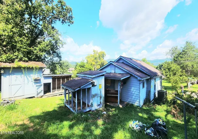 Photo 4 of Single family home for sale at 690 Shawanee Rd, Harrogate, TN 37752 | MLS# 1353057 | Listing updated on 2026-08-26