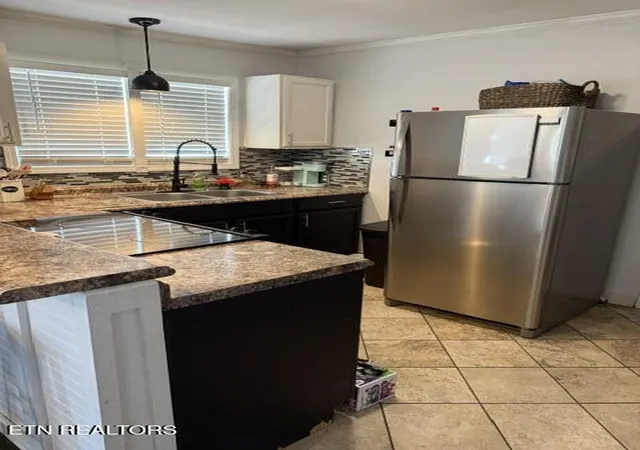 Photo 3 of Sale Pending at 107 Trenton St, Harriman, TN 37748 | MLS# 1352940 | Listing updated on 2026-09-15