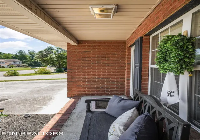 Photo 4 of Condo for sale at 2055 Gatehouse Ln, Powell, TN 37849 | MLS# 1353169 | Listing updated on 2026-09-29