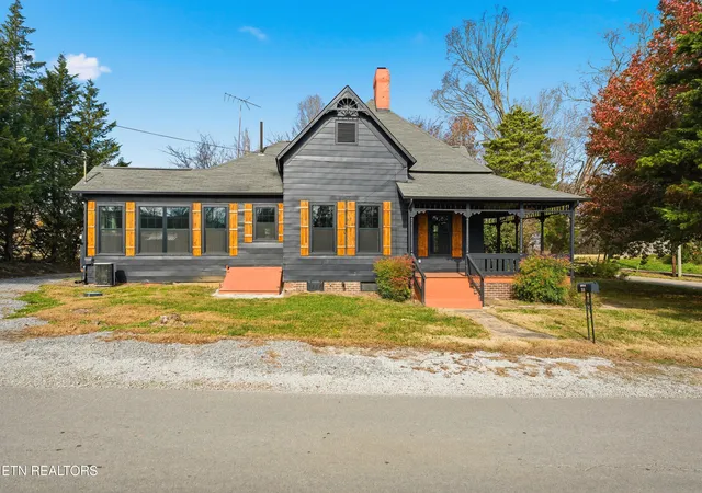 Photo 1 of Sale Pending at 350 Tellico St, Madisonville, TN 37354 | MLS# 1353009 | Listing updated on 2026-08-31