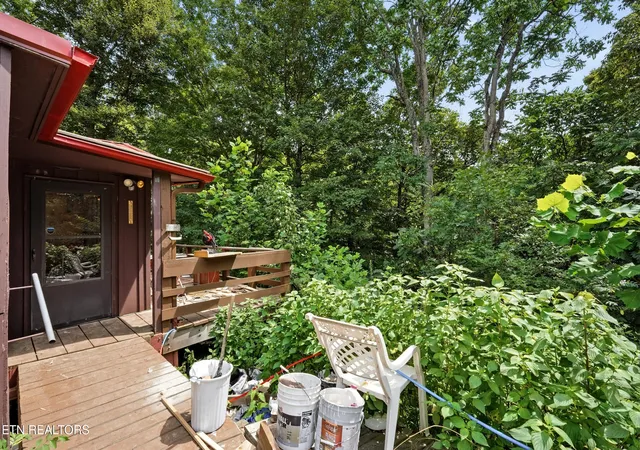 Photo 3 of Single family home for sale at 141 Audrey Dr, Byrdstown, TN 38549 | MLS# 1352949 | Listing updated on 2026-09-24