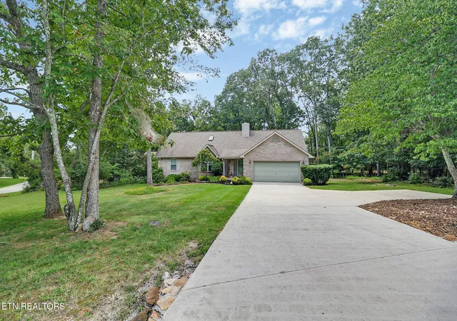 Photo 3 of Single family home for sale at 126 Morris Ln, Crossville, TN 38558 | MLS# 1353181 | Listing updated on 2026-09-22