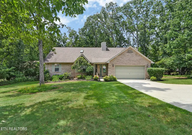 Photo 3 of Single family home for sale at 126 Morris Ln, Crossville, TN 38558 | MLS# 1353181 | Listing updated on 2026-09-22