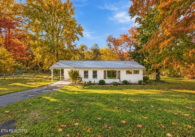 Single family home for sale at 7901 Westacres Dr, Knoxville, TN 37919 | MLS# 1356970