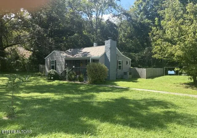 Photo 1 of Single family home for sale at 2323 Brown Rd, Knoxville, TN 37920 | MLS# 1352966 | Listing updated on 2026-09-01