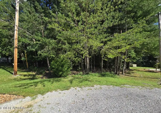 Photo 1 of Land for sale at 16 Holly Ct, Crossville, TN 38558 | MLS# 1352972 | Listing updated on 2026-08-24