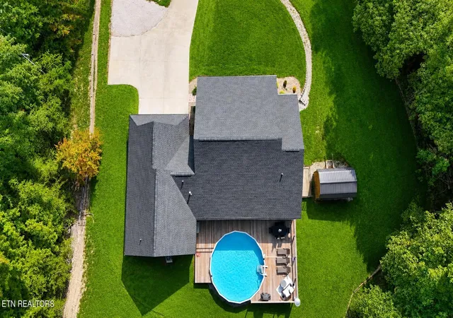 Photo 3 of Single family home for sale at 705 Grave Hill Rd, Oneida, TN 37841 | MLS# 1353124 | Listing updated on 2026-09-16
