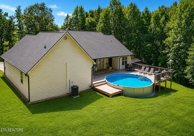 Photo 4 of Single family home for sale at 705 Grave Hill Rd, Oneida, TN 37841 | MLS# 1353124 | Listing updated on 2026-09-16